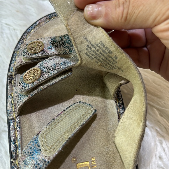 Alegria Dinah Leather Slip-On Sandals - Picture 8 of 10